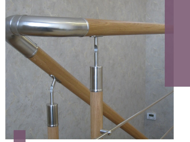 Комбинированные перила на заказ в Великом Новгороде — монтаж и производство