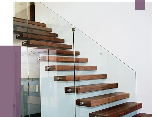 Стеклянные перила для лестницы в Великом Новгороде от 14834 руб.