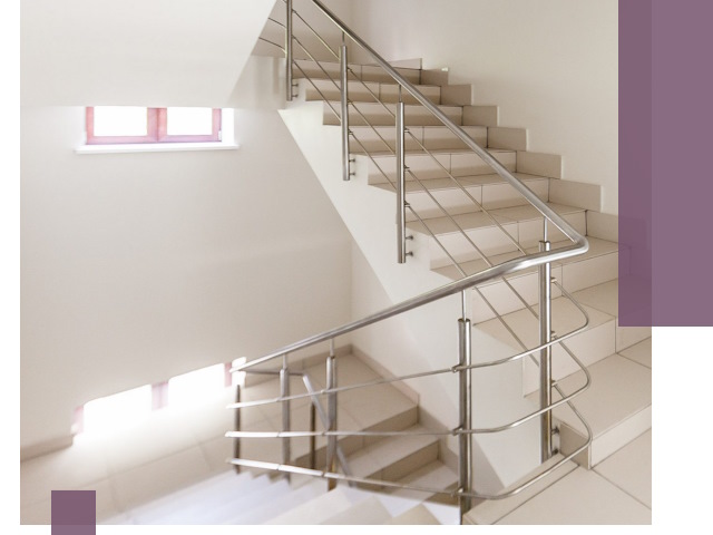 Установка и замена перил в подъезде в Великом Новгороде