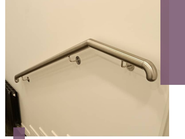 Изготовление пристенных поручней в Великом Новгороде под ключ за сроки