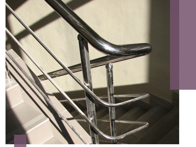 Поручни из нержавеющей стали под ключ в Великом Новгороде